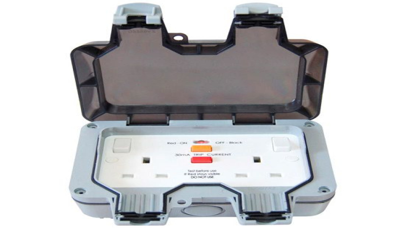 Latching (Passive) and Non-Latching (Active) RCD Sockets